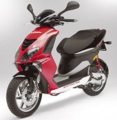 2005 Piaggio NRG MC3 DD photo